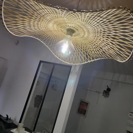 Διαμέρισμα Elegant Hyper Center Ροντέζ